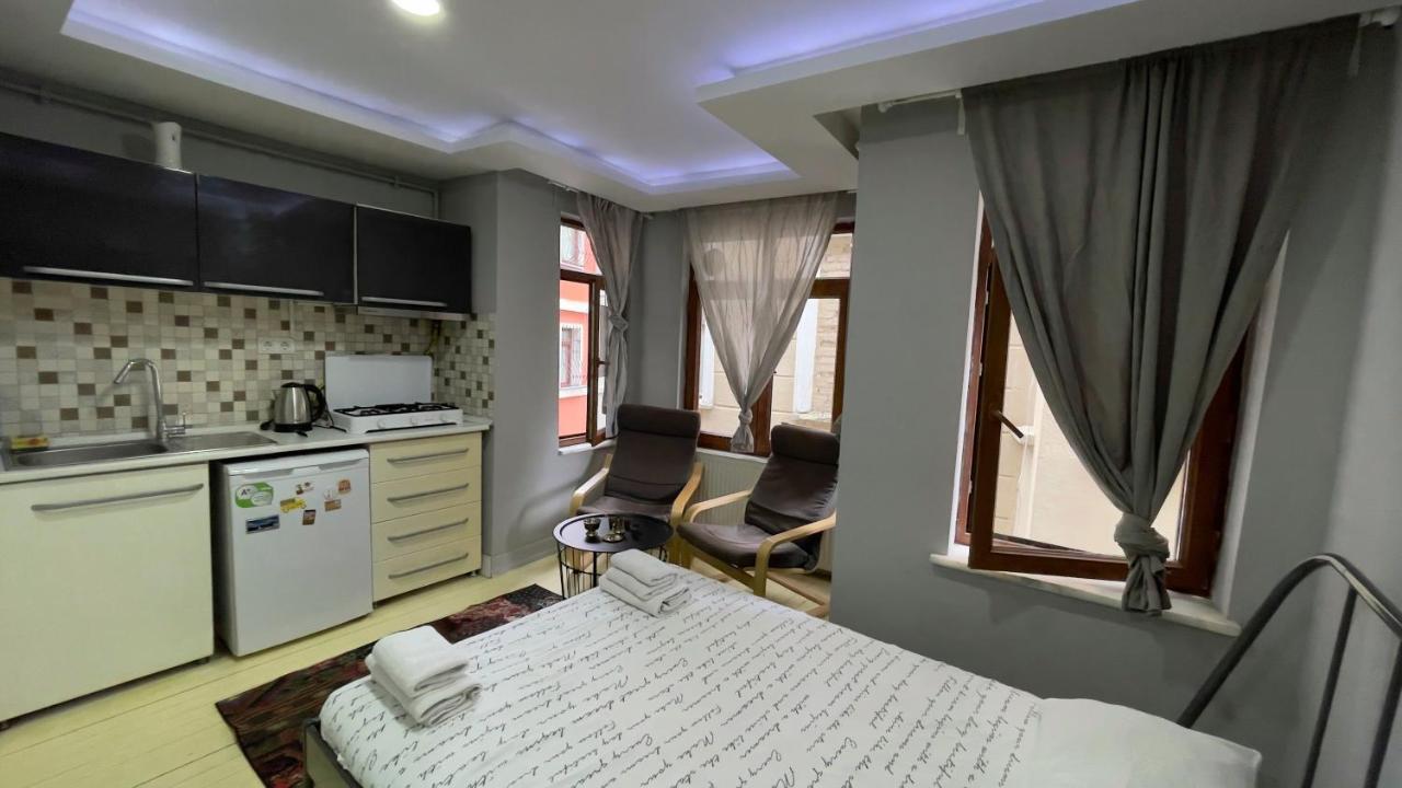 Likya) Lovely Apartment In Historical Place In Beyoglu) Istanbul Exterior photo